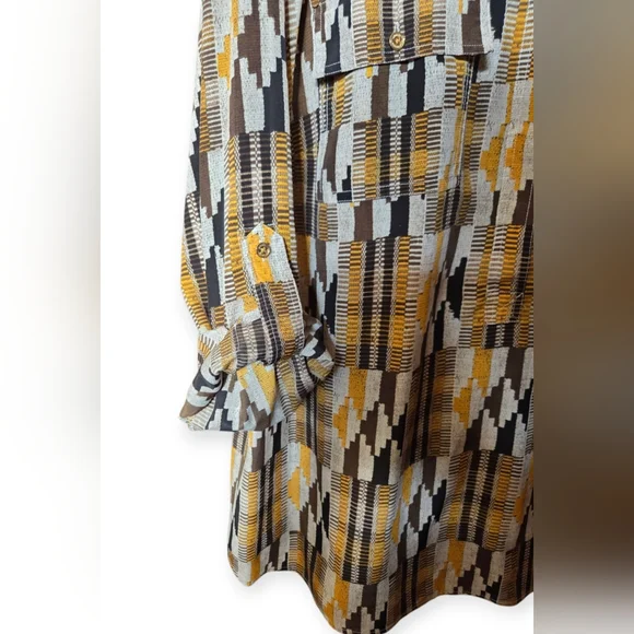 Michael Kors LS 1/2 Button Up Print Blouse EUC - Picture 4 of 7